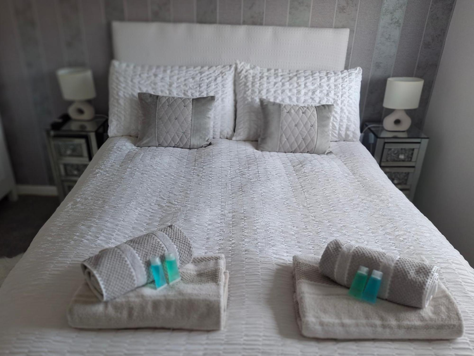 Home From Home Guest House Rochford Εξωτερικό φωτογραφία