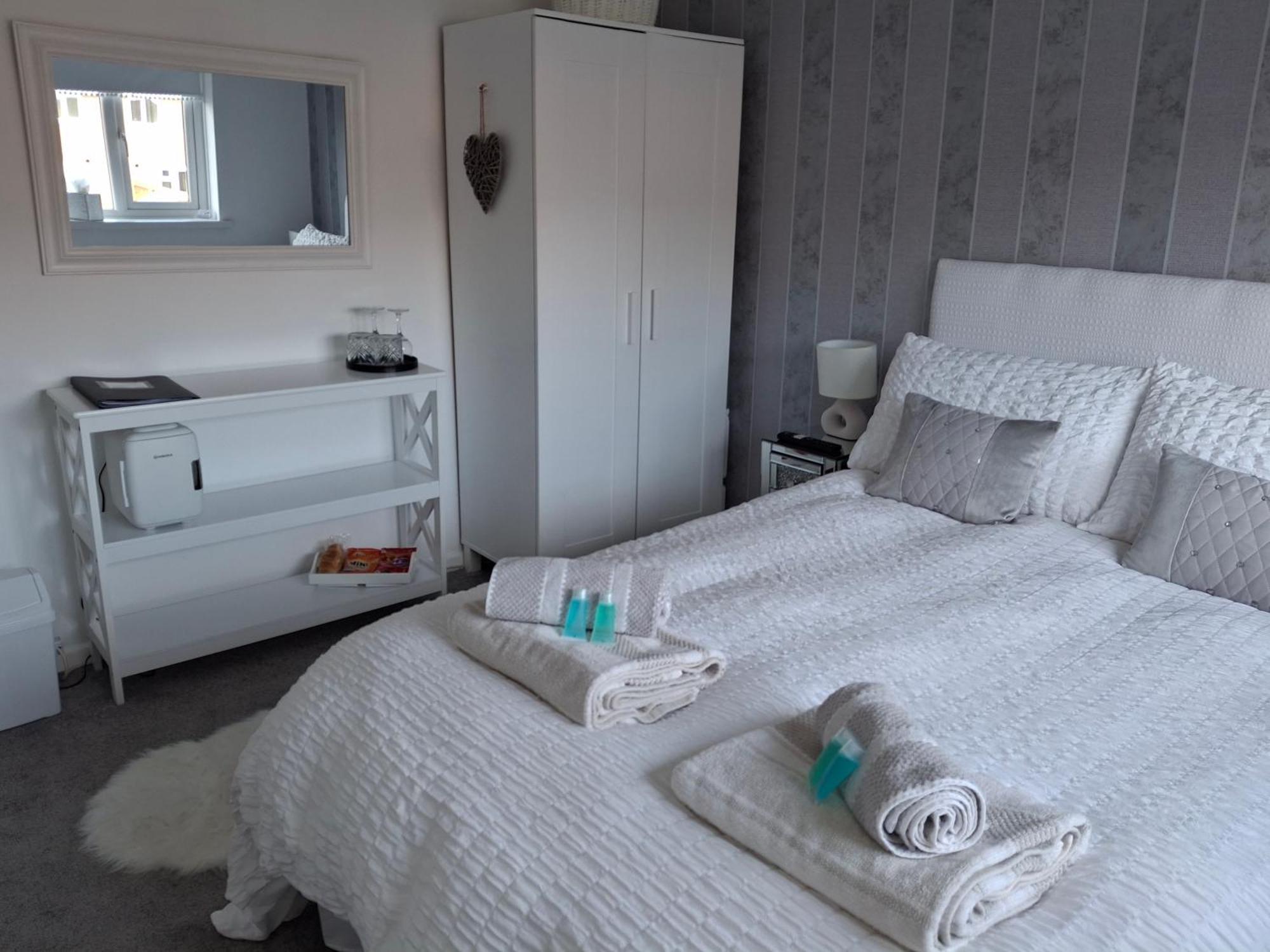 Home From Home Guest House Rochford Εξωτερικό φωτογραφία